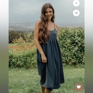 Elegant Blue Midi Dress